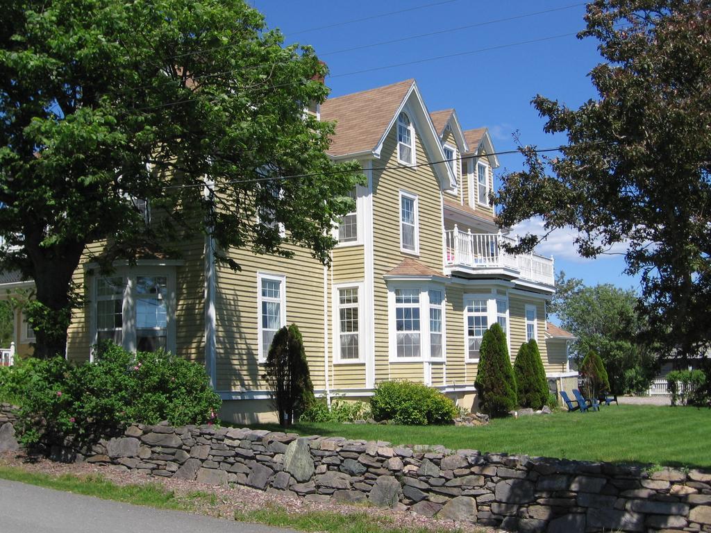 Louisbourg Harbour Inn Exterior foto