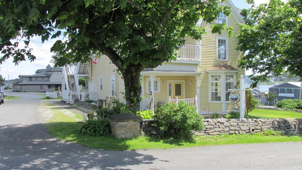 Louisbourg Harbour Inn Exterior foto