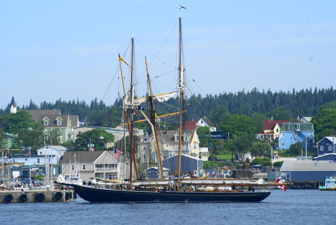 Louisbourg Harbour Inn Exterior foto