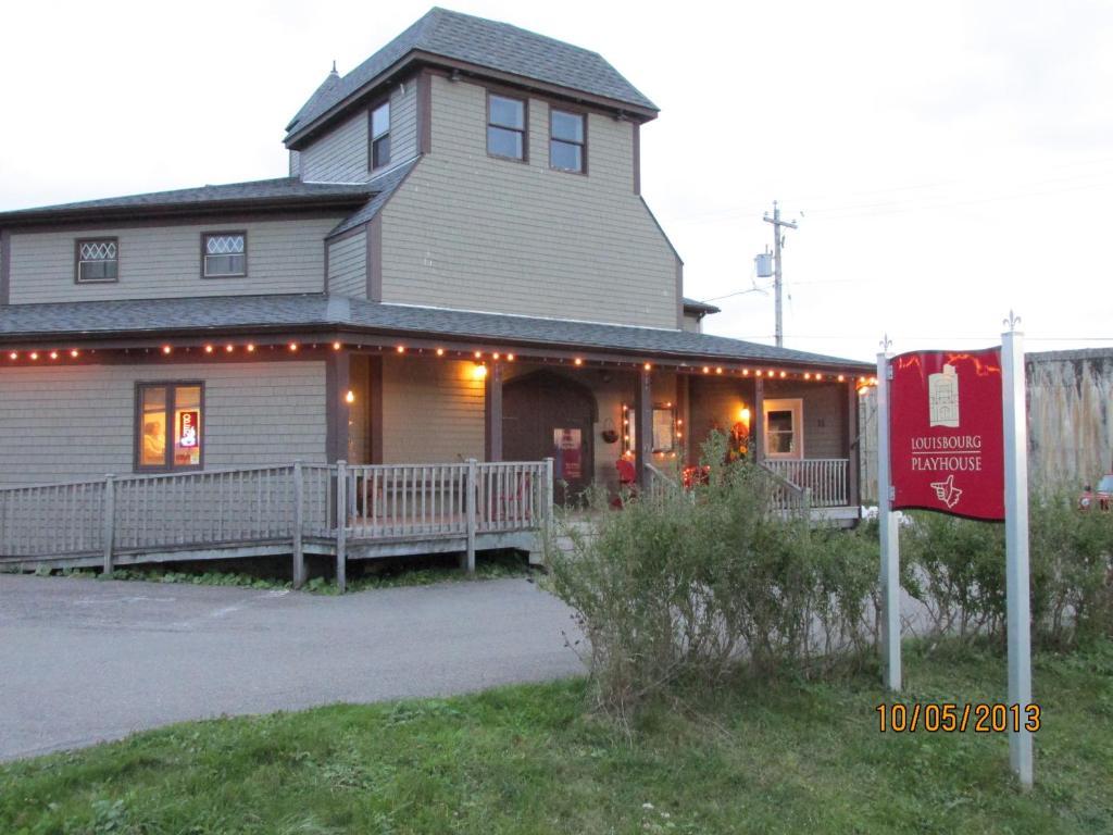 Louisbourg Harbour Inn Exterior foto